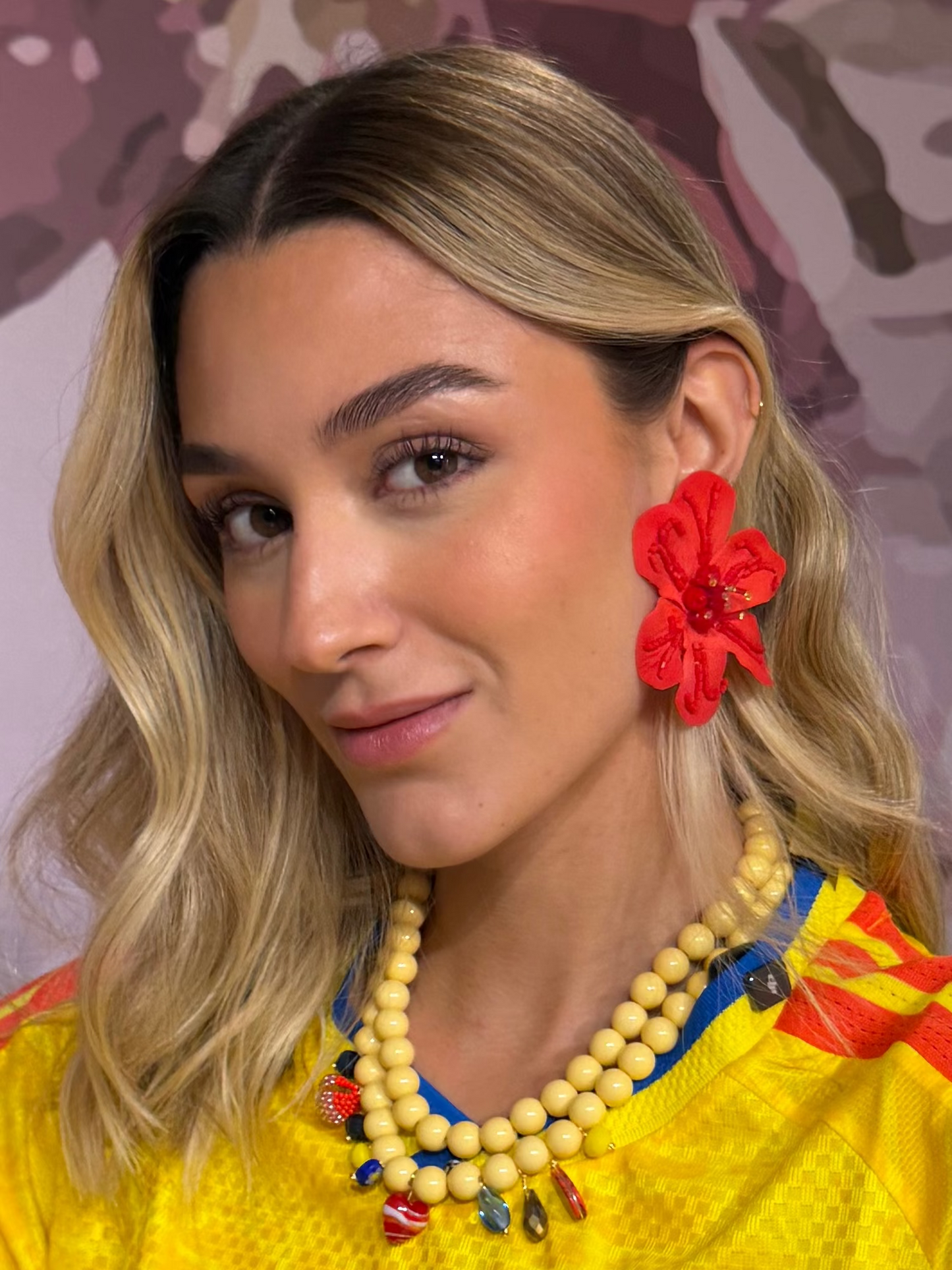 Arete Magnolia Rojo