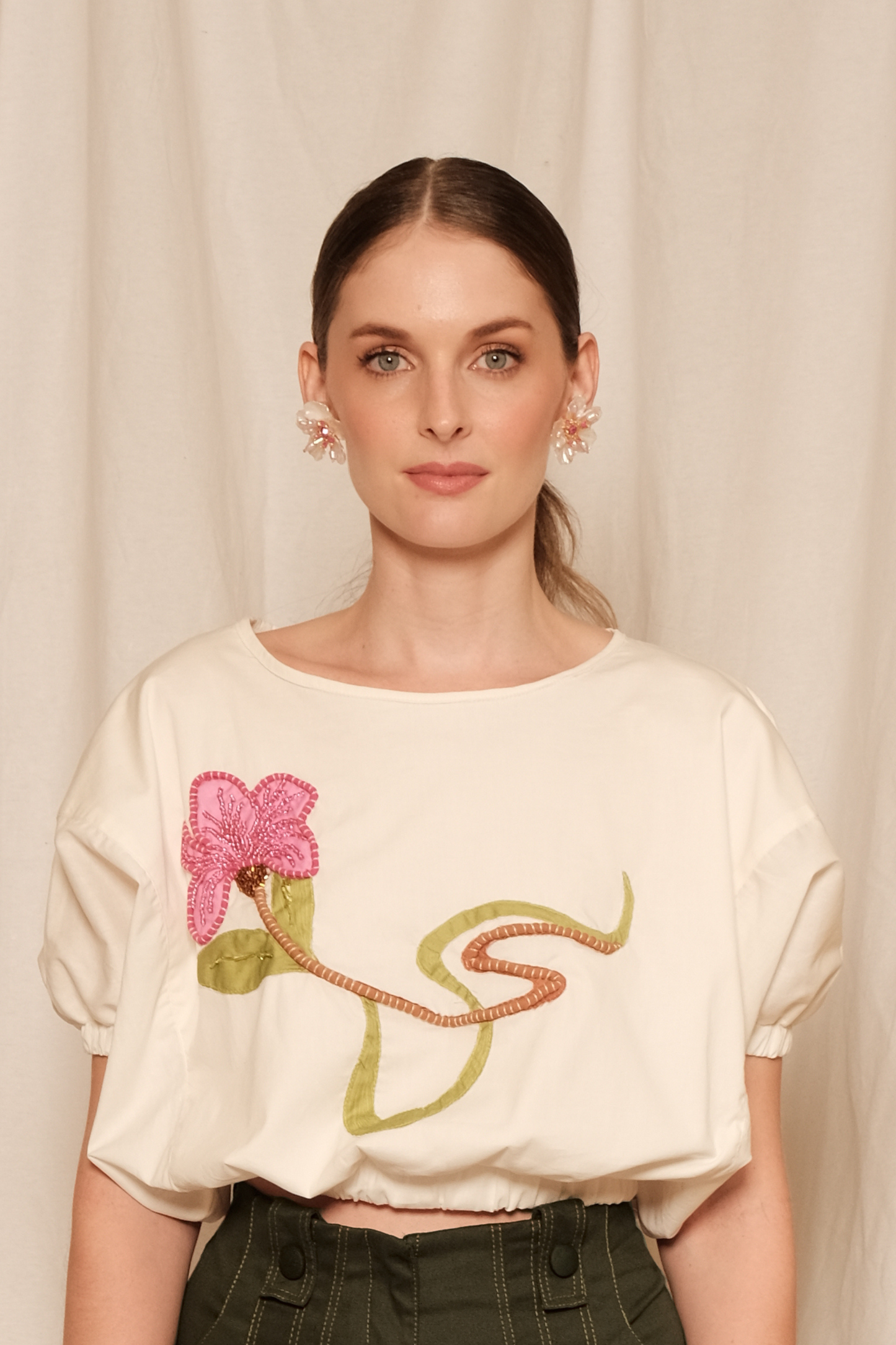 BLUSA FLOR GARDENIA