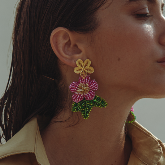 ARETE FLOR GARDENIA